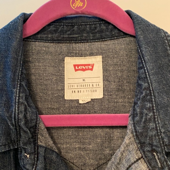 Levi's Other - Levi’s XL denim shirt